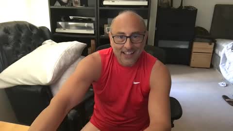 daddy vegas  for single women and couples here online show from March 7, 7:11 pm