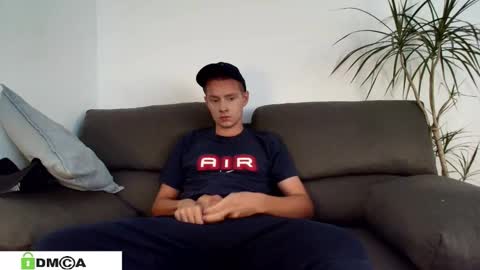 Snapshot of 696frank chatting on October 6, 9:18 am chico online show from October 6, 9:18 am