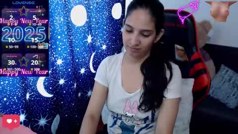 Snapshot of 69_shades chatting on March 26, 6:46 pm lucero online show from March 26, 6:46 pm