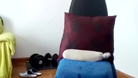 Snapshot of 69angelito69 chatting on October 2, 2:35 pm 69angelito69 online show from October 2, 2:35 pm