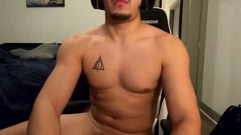 Snapshot of 69nighthawk420 chatting on September 23, 4:15 am 69nighthawk420 online show from September 23, 4:15 am