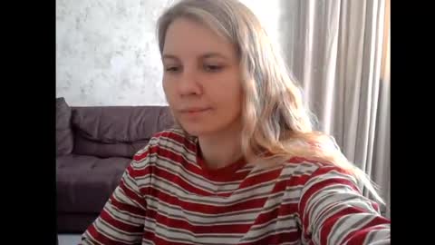 Snapshot of 69riley_reid69 chatting on May 7, 7:03 am 69Riley Reid69 online show from May 7, 7:03 am