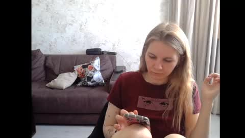 Snapshot of 69riley_reid69 chatting on May 18, 6:41 am 69Riley Reid69 online show from May 18, 6:41 am
