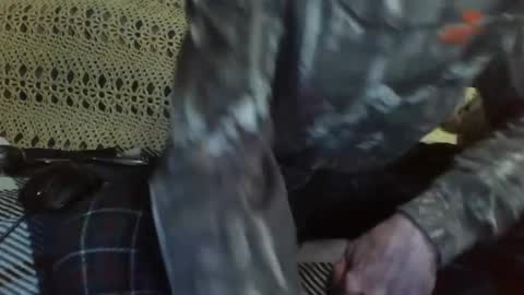 69sextoyboy69 online show from December 28, 11:37 pm