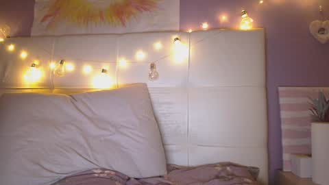 lil J online show from February 8, 11:12 am