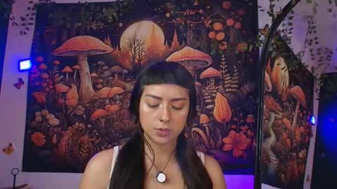 B R I E L A  online show from April 30, 7:09 pm