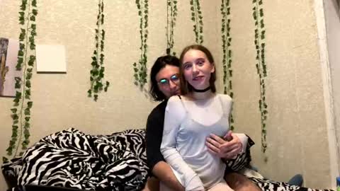 6hei6not online show from December 16, 4:23 pm