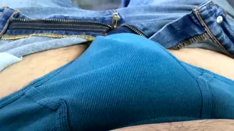 Snapshot of 6inchboytoy chatting on November 13, 2:27 pm 6inchboytoy online show from November 13, 2:27 pm