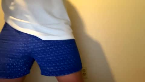 6incher LB online show from December 7, 12:30 am