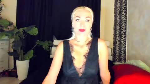 Snapshot of 6noangel66 chatting on May 25, 1:11 am SABOTAGE online show from May 25, 1:11 am