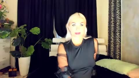 Snapshot of 6noangel66 chatting on May 28, 1:47 am SABOTAGE online show from May 28, 1:47 am