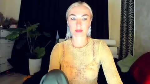 Snapshot of 6noangel66 chatting on June 15, 1:30 am SABOTAGE online show from June 15, 1:30 am