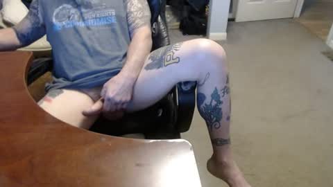 Snapshot of 70paborn chatting on June 15, 6:10 pm MASTIFF online show from June 15, 6:10 pm