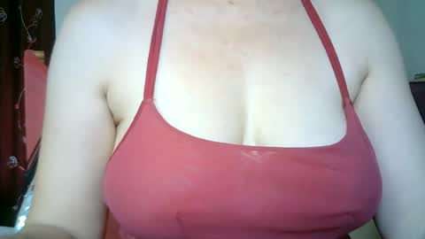 Snapshot of 77lilu chatting on June 21, 10:18 am Lilu online show from June 21, 10:18 am