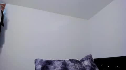 Snapshot of 77neferkitty77 chatting on June 9, 11:44 am online show from June 9, 11:44 am