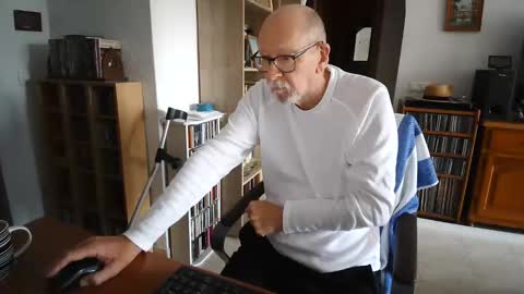 Snapshot of 7thsojourn chatting on May 8, 9:25 am Papi online show from May 8, 9:25 am