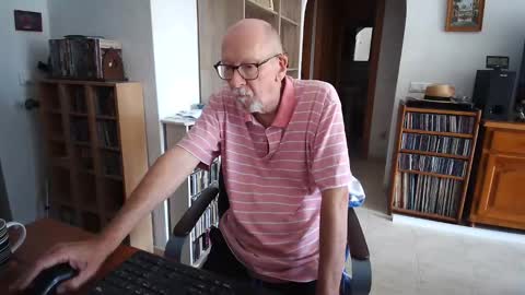 Snapshot of 7thsojourn chatting on May 14, 9:05 am Papi online show from May 14, 9:05 am