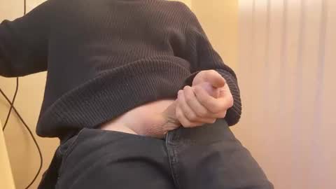 Snapshot of 7znkbob chatting on March 3, 2:15 pm bob big head online show from March 3, 2:15 pm