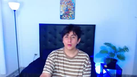 Snapshot of 7zyan chatting on December 1, 2:44 pm zyan online show from December 1, 2:44 pm