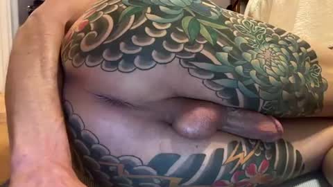 Snapshot of 808_tattooedjake chatting on June 22, 1:07 am Jake online show from June 22, 1:07 am