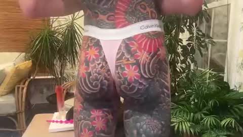 Snapshot of 808_tattooedjake chatting on July 5, 4:07 am Jake online show from July 5, 4:07 am