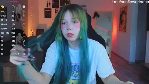 Cornelia and Dante online show from December 15, 5:45 am