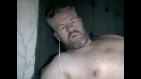 81jonnyx online show from January 2, 8:39 am