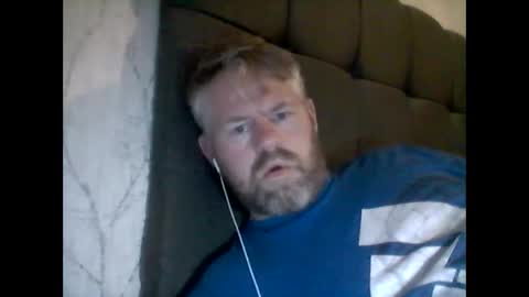 81jonnyx online show from March 6, 9:20 pm