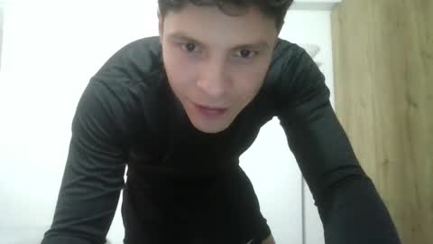 82tomas online show from April 24, 7:38 pm