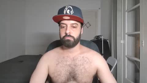 88chased online show from December 16, 10:15 pm