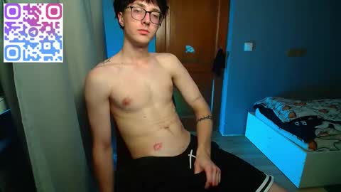 Phillip online show from October 25, 1:13 am