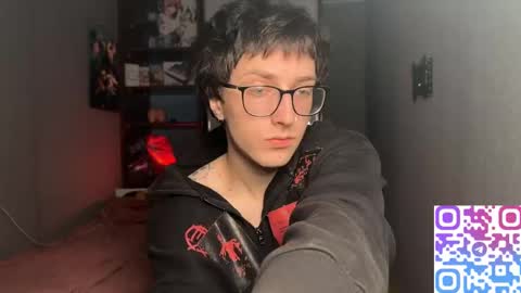 Phillip online show from December 17, 5:41 pm