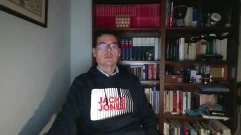 Snapshot of 8age chatting on February 2, 9:34 pm 8age online show from February 2, 9:34 pm