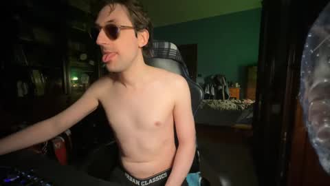 Snapshot of 91stefisexy91 chatting on January 5, 9:47 pm 91stefisexy91 online show from January 5, 9:47 pm