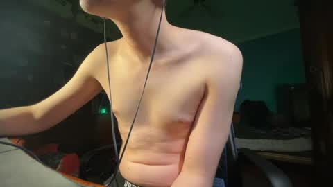 Snapshot of 91stefisexy91 chatting on January 29, 12:01 am 91stefisexy91 online show from January 29, 12:01 am