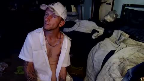 Snapshot of 9_25 chatting on October 13, 2:22 am 8over6 online show from October 13, 2:22 am