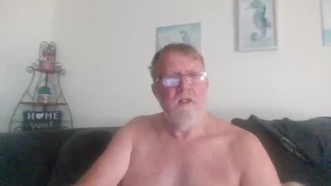 9gecko696969 online show from January 7, 3:47 pm