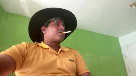 9vinhocamshow online show from November 2, 11:23 am