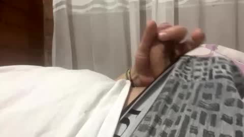 Snapshot of _18james12_ chatting on November 18, 4:06 am _18james12_ online show from November 18, 4:06 am