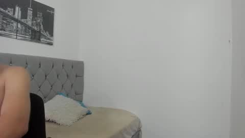 DERECK online show from March 3, 9:48 am