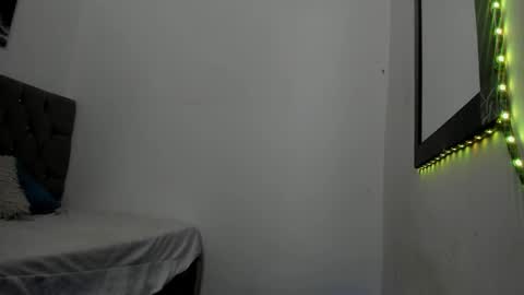 DERECK online show from March 16, 9:57 am