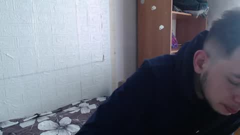 Aki online show from May 30, 2:36 pm