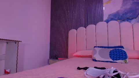 Snapshot of _abby_rouss chatting on July 7, 3:09 am abby rouss online show from July 7, 3:09 am