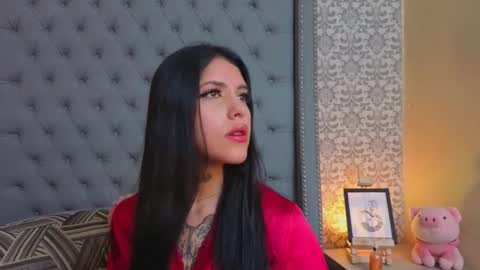  Abby  online show from February 4, 9:09 pm