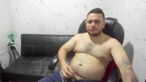 Snapshot of _ace_ventura chatting on February 18, 5:36 am ---- online show from February 18, 5:36 am