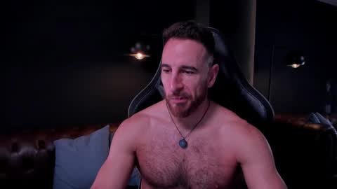 _adamcoper_ online show from November 7, 3:45 pm