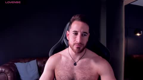 Snapshot of _adamcoper_ chatting on May 10, 3:50 pm _adamcoper_ online show from May 10, 3:50 pm