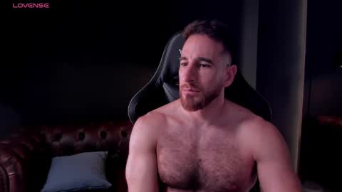 Snapshot of _adamcoper_ chatting on May 23, 12:05 am _adamcoper_ online show from May 23, 12:05 am