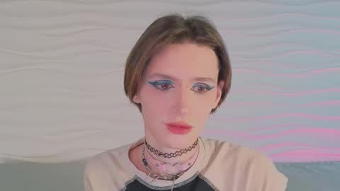 adrian online show from November 15, 5:05 am