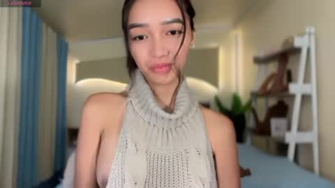 Snapshot of _agatha69_ chatting on November 15, 2:42 am agatha online show from November 15, 2:42 am